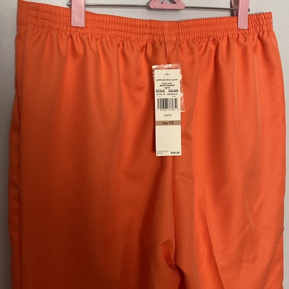 Alfred Dunner Coral Capri Pant Button Details on Bottom Side Pockets Size 12 NWT - Picture 5 of 6